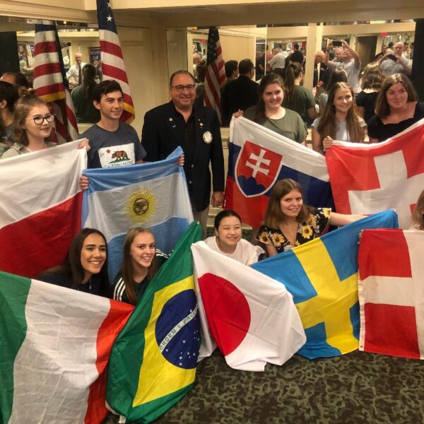 Intercambios y Becas: dos programas del Distrito 4895 que siguen cambiando historias